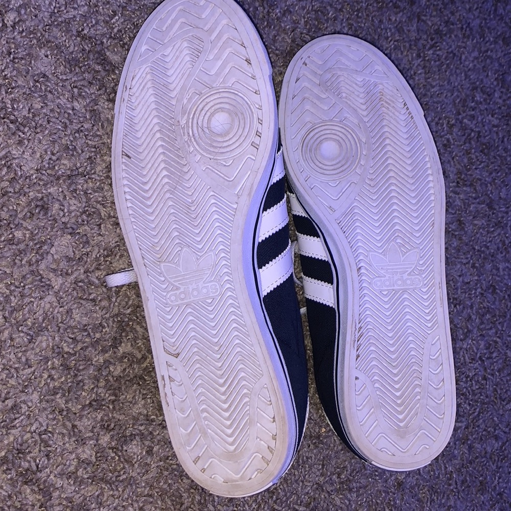Shoes - Picture 3 of 4